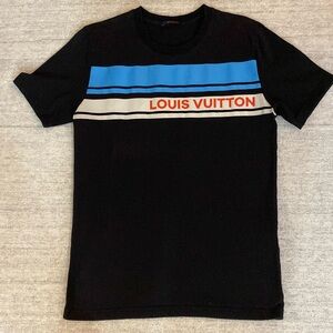 Louis Vuitton Men’s Black T-Shirt. Authentic and Real. Size Medium.